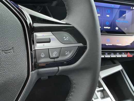 Peugeot 408 Allure - Elektrisch | 19" lichtmetalen velgen 'GRAPHITE' | Elektrische parkeerrem | Extra getinte... ActivLease financial lease