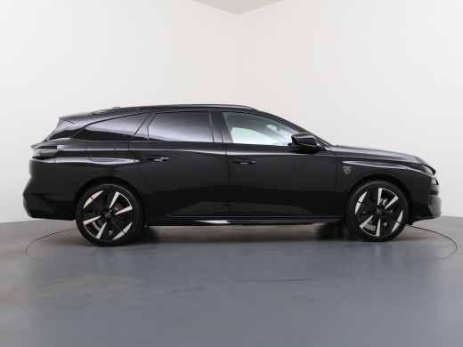 Peugeot e-308 GT | Bekleding Alcantara/kunstleder | Driver Sport Pack | Elektrische parkeerrem ActivLease financial lease