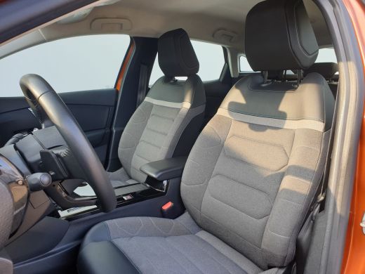Citroën C4 1.2 Turbo Feel Edition | Achterbank in delen neerklapbaar | Achteruitrijcamera | Airco (automatisch) ActivLease financial lease