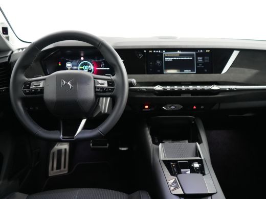 DS N&deg;4 &Eacute;toile | 10" capacitive touchscreen (personaliseerbaar) | 6 voudig elektrisch verstelbare passagi... ActivLease financial lease