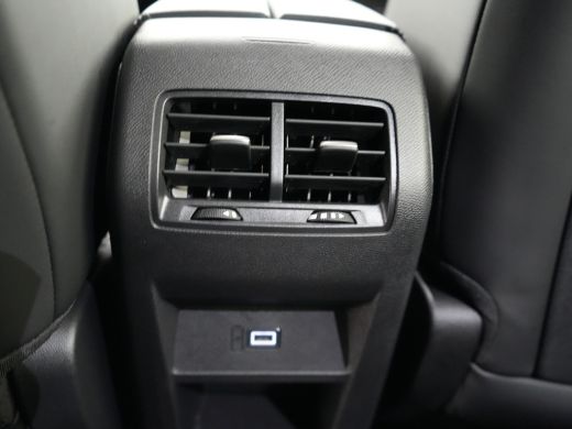 DS N&deg;4 Pallas - E-Tense | Achteruitrijcamera | Parkeersensoren v&oacute;&oacute;r en achter | Rear traffic detection ActivLease financial lease