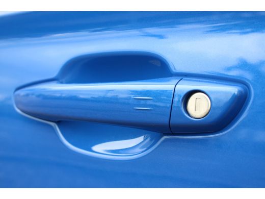 Opel Corsa GS | Dode hoek waarschuwing | LED koplampen met LED dagrijverlichting | Licht -en regensensor ActivLease financial lease