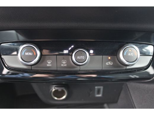 Opel Corsa GS | Dode hoek waarschuwing | LED koplampen met LED dagrijverlichting | Licht -en regensensor ActivLease financial lease