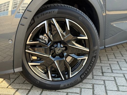 Peugeot 5008 1.2 Hybrid 136 Allure 360 camera | Adeptieve cruise control met stop& go| stuurwiel verwarmig | K... ActivLease financial lease