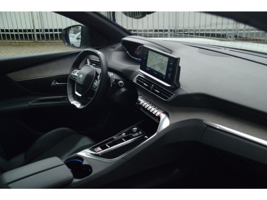 Peugeot 5008 130PK GT PACK Cruise control adaptief | Dodehoek detectie | Full-LED koplampen | Verwarmbare voor... ActivLease financial lease
