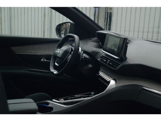 Peugeot 5008 130PK GT PACK Cruise control adaptief | Dodehoek detectie | Full-LED koplampen | Verwarmbare voor... ActivLease financial lease