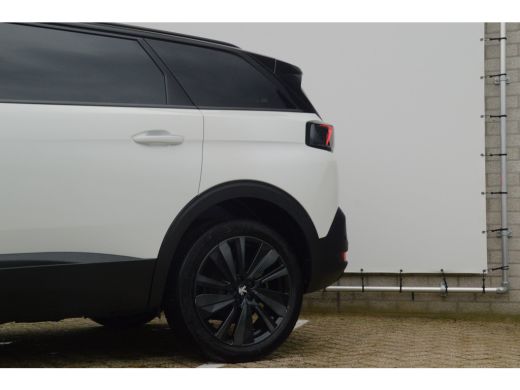 Peugeot 5008 130PK GT PACK Cruise control adaptief | Dodehoek detectie | Full-LED koplampen | Verwarmbare voor... ActivLease financial lease