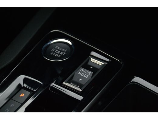 Peugeot 5008 130PK GT PACK Cruise control adaptief | Dodehoek detectie | Full-LED koplampen | Verwarmbare voor... ActivLease financial lease