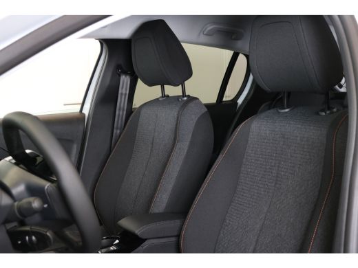 Peugeot e-208 Business | Elektrische parkeerrem | Elektrische parkeerrem | Extra getinte achterste zijruiten en... ActivLease financial lease