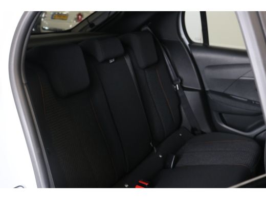 Peugeot e-208 Business | Elektrische parkeerrem | Elektrische parkeerrem | Extra getinte achterste zijruiten en... ActivLease financial lease