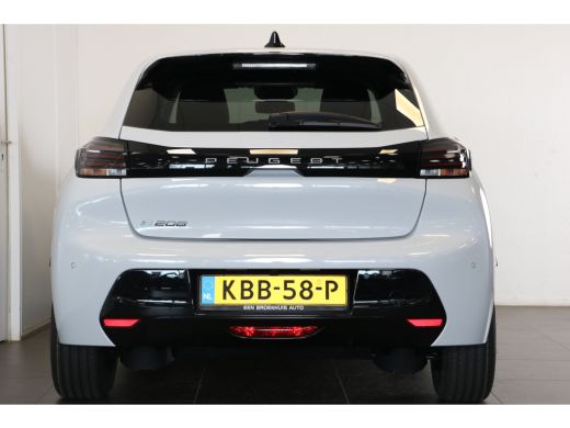 Peugeot e-208 Business | Elektrische parkeerrem | Elektrische parkeerrem | Extra getinte achterste zijruiten en... ActivLease financial lease