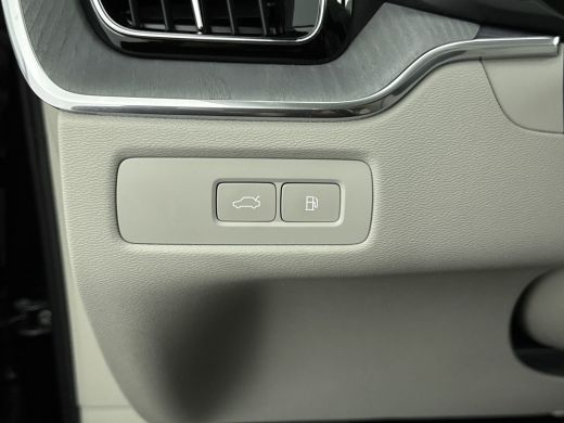 Volvo  XC60 T6 Plug-in hybrid Plus Bright | Trekhaak | Panoramadak | 21 inch LM | PDC V+A + Camara | Lederen ... ActivLease financial lease