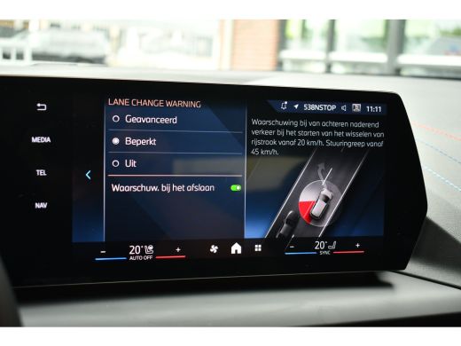 BMW 1 Serie 120 M-Sport Pano ACC 360 HUD Massage H/K 19inch El-Klep ActivLease financial lease