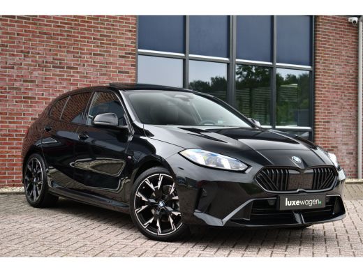 BMW 1 Serie 120 M-Sport Pano ACC 360 HUD Massage H/K 19inch El-Klep ActivLease financial lease