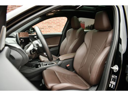 BMW 1 Serie 120 M-Sport Pano ACC 360 HUD Massage H/K 19inch El-Klep ActivLease financial lease