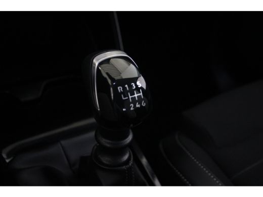 Citroën C3 1.2 Turbo 100-PK Max | Achteruitrijcamera | Adaptief demping systeem | Afwijkende dakkleur ActivLease financial lease