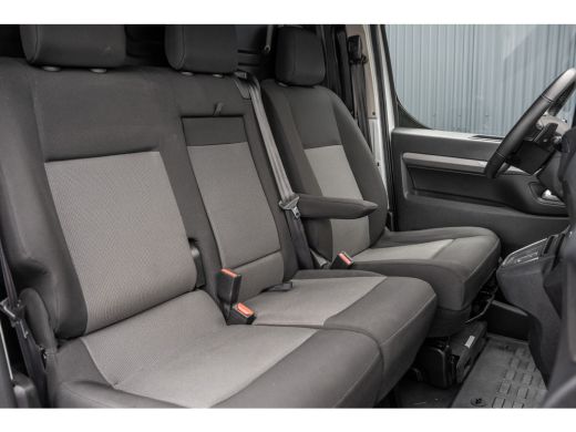 Citroën Jumpy 2.0 BlueHDi | 145 PK | AUTO | Vitrual display | Camera | Carplay | Cruise | Airco | 3-Zits ActivLease financial lease