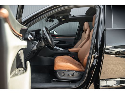 CUPRA Terramar 1.5 TSI e-Hybrid 272pk VZ Performance | Leder | Panoramadak | Trekhaak | Leder | Sennheiser | 360... ActivLease financial lease
