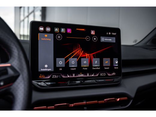 CUPRA Terramar 1.5 TSI e-Hybrid 272pk VZ Performance | Leder | Panoramadak | Trekhaak | Leder | Sennheiser | 360... ActivLease financial lease