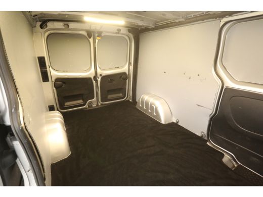 Fiat Talento 2.0 MultiJet 145PK L2H1 | Airco | Cruise | Camera | 3 Zits | 2xSchuifdeur | Navi | Trekhaak ActivLease financial lease