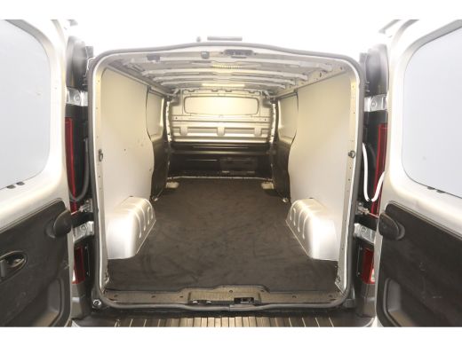 Fiat Talento 2.0 MultiJet 145PK L2H1 | Airco | Cruise | Camera | 3 Zits | 2xSchuifdeur | Navi | Trekhaak ActivLease financial lease