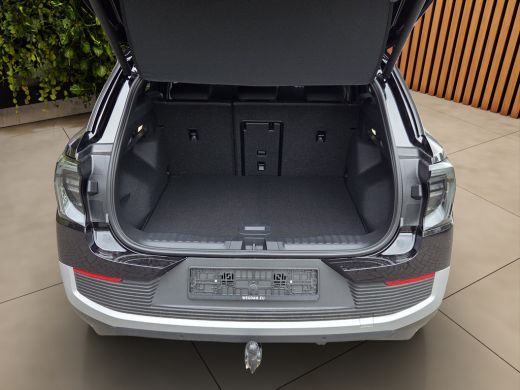 Ford Explorer Premium Extended Range RWD 77 kWh | Trekhaak | 360 Cam | Pano | HUD | Memory | Sfeer ActivLease financial lease