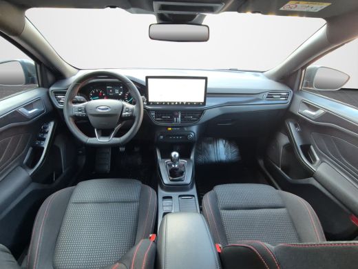 Ford Focus 1.0 EcoBoost Hybrid ST Line 125pk | Winterpack | Wegklapbare Trekhaak ActivLease financial lease