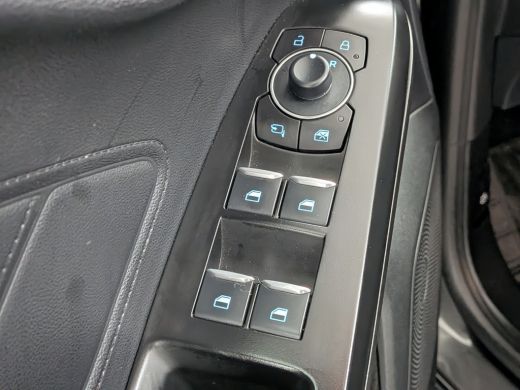 Ford Focus 1.0 EcoBoost Hybrid ST Line 125pk | Winterpack | Wegklapbare Trekhaak ActivLease financial lease