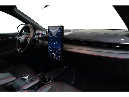 Ford Mustang Mach-E Mach-E Premium 98KWh AWD 351pk | Panoramadak | Technology Pack+ | ActivLease financial lease