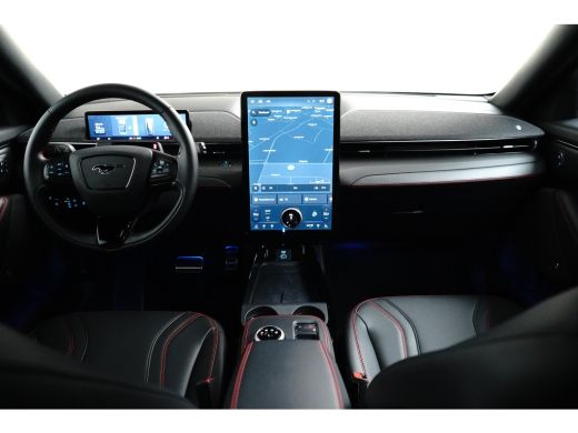 Ford Mustang Mach-E Mach-E Premium 98KWh AWD 351pk | Panoramadak | Technology Pack+ | ActivLease financial lease