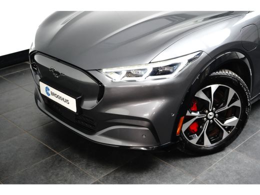 Ford Mustang Mach-E Mach-E Premium 98KWh AWD 351pk | Panoramadak | Technology Pack+ | ActivLease financial lease