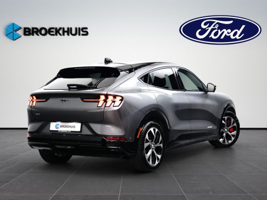 Ford Mustang Mach-E Mach-E Premium 98KWh AWD 351pk | Panoramadak | Technology Pack+ | ActivLease financial lease