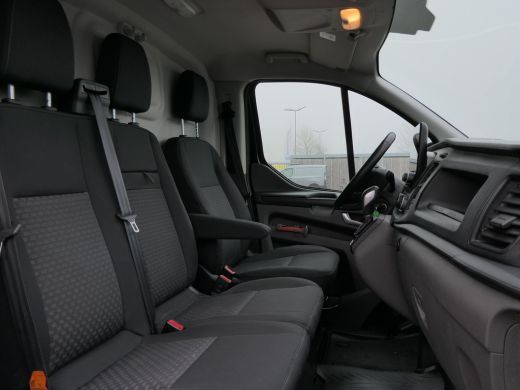 Ford Transit Custom 320 2.0 TDCI 130pk L2H1 Trend | Navigatie | Cruise Control | DAB | CarPlay/Android Auto | ActivLease financial lease