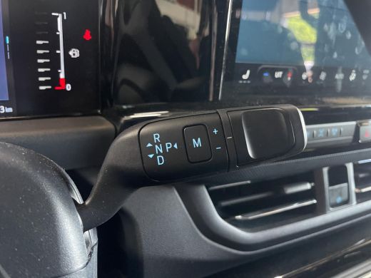 Ford Transit Custom DC 2.0 TDCI 170pk Aut. Limited L2H1 | Dubbel Cabine | NL auto | 1e eig. | Elek. Schuifdeur | Adap... ActivLease financial lease