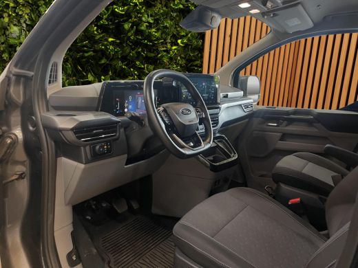 Ford Transit Custom DC 2.0 TDCI 170pk Aut. Limited L2H1 | Dubbel Cabine | NL auto | 1e eig. | Elek. Schuifdeur | Adap... ActivLease financial lease