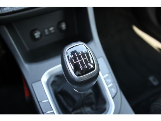 Hyundai i30 1.0 T-GDI Comfort | Achteruitrijcamera | Airco (automatisch) | Navigatiesysteem full map ActivLease financial lease