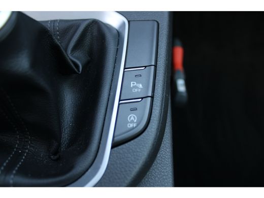 Hyundai i30 1.0 T-GDI Comfort | Achteruitrijcamera | Airco (automatisch) | Navigatiesysteem full map ActivLease financial lease