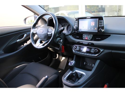 Hyundai i30 1.0 T-GDI Comfort | Achteruitrijcamera | Airco (automatisch) | Navigatiesysteem full map ActivLease financial lease