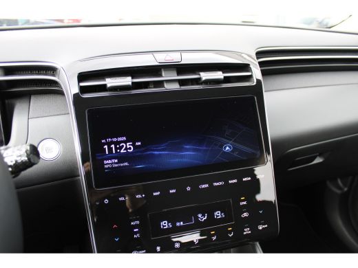 Hyundai Tucson 1.6 T-GDI PHEV Comfort Smart 4WD | DAB ontvanger | Achteruitrijcamera | Adaptive cruise control |... ActivLease financial lease