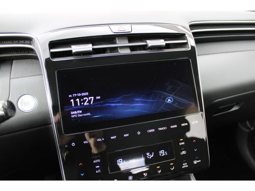 Hyundai Tucson 1.6 T-GDI PHEV Comfort Smart 4WD | DAB ontvanger | Achteruitrijcamera | Adaptive cruise control |... ActivLease financial lease