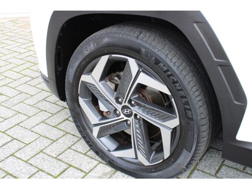 Hyundai Tucson 1.6 T-GDI PHEV Comfort Smart 4WD | DAB ontvanger | Achteruitrijcamera | Adaptive cruise control |... ActivLease financial lease