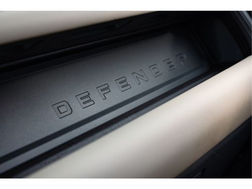 Land Rover Defender 90 Defender P400 90 X-Dynamic SE GRIJS KENTEKEN | 66.800 EXCL BTW | Luchtvering | Jumpseat | Afn ... ActivLease financial lease