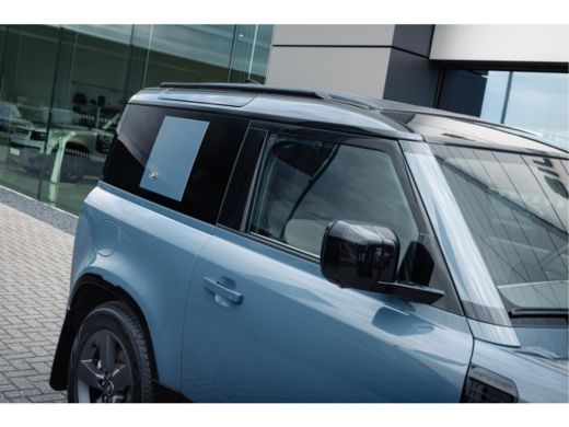 Land Rover Defender 90 Defender P400 90 X-Dynamic SE GRIJS KENTEKEN | 66.800 EXCL BTW | Luchtvering | Jumpseat | Afn ... ActivLease financial lease