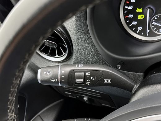 Mercedes-Benz eVito eVito Extra Lang 66 kWh DC 266km WLTP Dubbele cabine Led Schuifdeur L+R 5-zitplaatsen Navigatie C... ActivLease financial lease