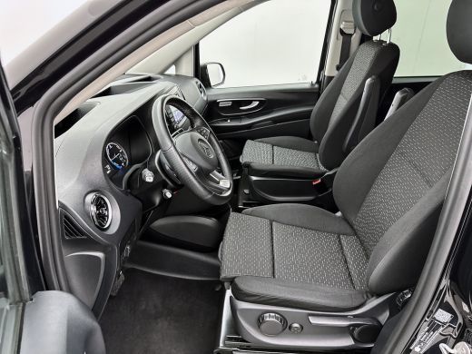 Mercedes-Benz eVito eVito Extra Lang 66 kWh DC 266km WLTP Dubbele cabine Led Schuifdeur L+R 5-zitplaatsen Navigatie C... ActivLease financial lease