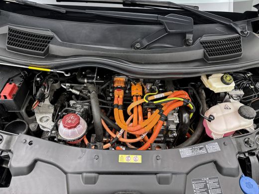 Mercedes-Benz eVito eVito Extra Lang 66 kWh DC 266km WLTP Dubbele cabine Led Schuifdeur L+R 5-zitplaatsen Navigatie C... ActivLease financial lease