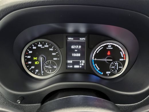 Mercedes-Benz eVito eVito Extra Lang 66 kWh DC 266km WLTP Dubbele cabine Led Schuifdeur L+R 5-zitplaatsen Navigatie C... ActivLease financial lease