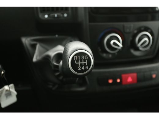 Opel Movano 2.2 BlueHdi 140PK | Bakwagen | Laadklep | Laadbak | Airco | Camera | Cruise | 3 Zits ActivLease financial lease