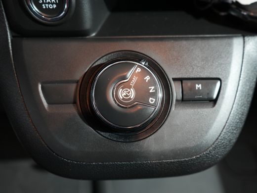 Opel Vivaro 2.0 Diesel 180pk Automaat L3 DC | Bumpers in carrosseriekleur | Cruise control | LED dagrijverlic... ActivLease financial lease