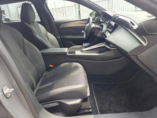 Peugeot 308 SW 1.2 Hybrid 145 e-DCS6 GT | Achteruitrijcamera | Apple Carplay/Android Auto|telefoonintegratie ... ActivLease financial lease